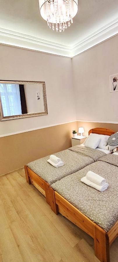 Center Apartman Segedin Dış mekan fotoğraf